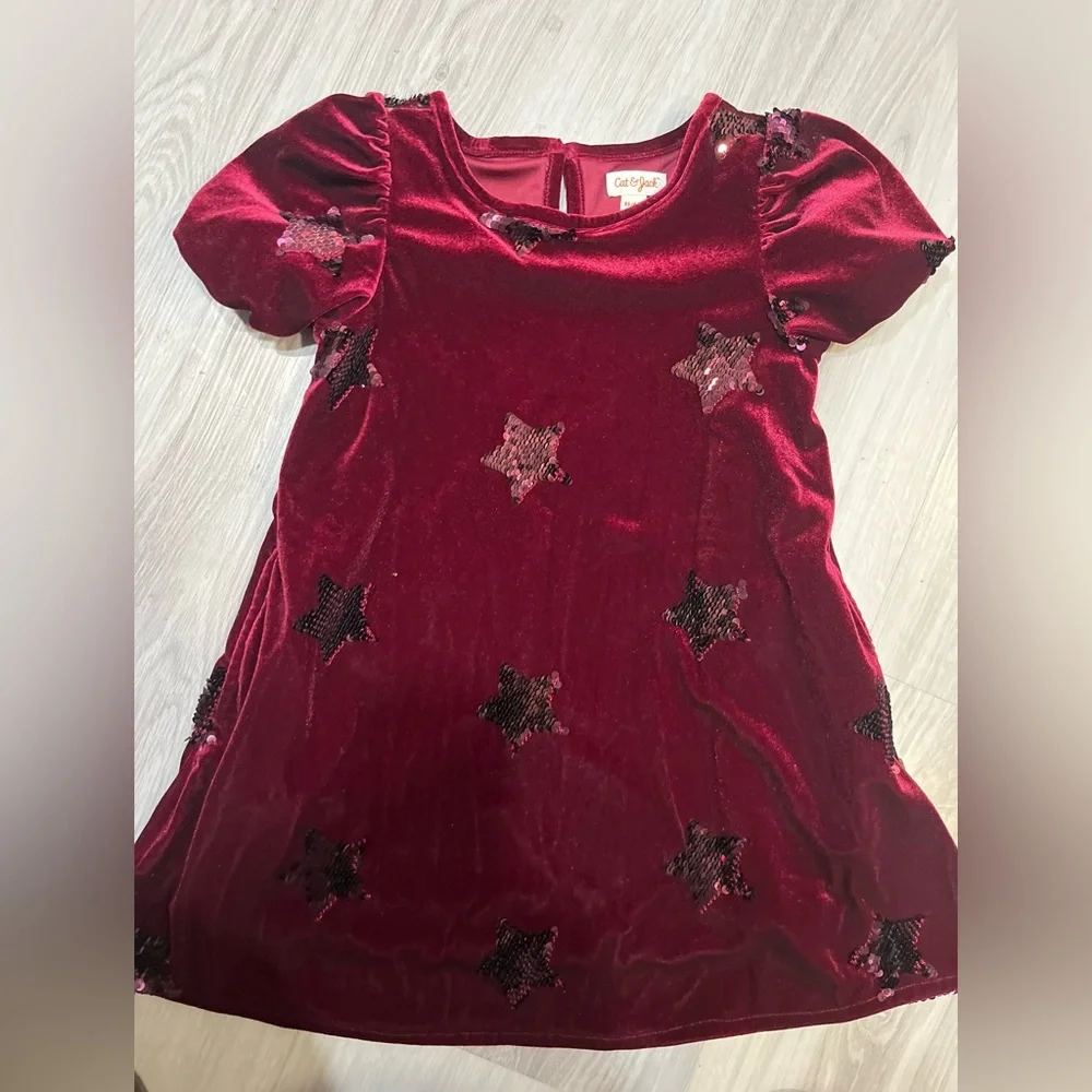 NWOT‎ Cat & Jack Burgundy Velvet Dress very beautiful
